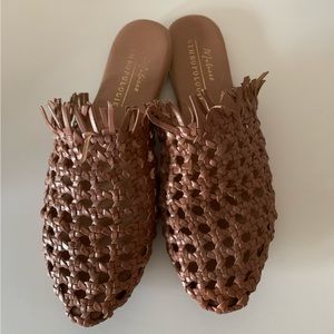 Anthropologie mules
